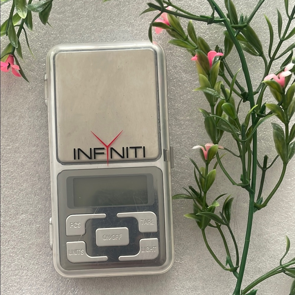 Infyniti Mobile BM300 Digital Scale Professional Precision 300g x 0.01g Silver